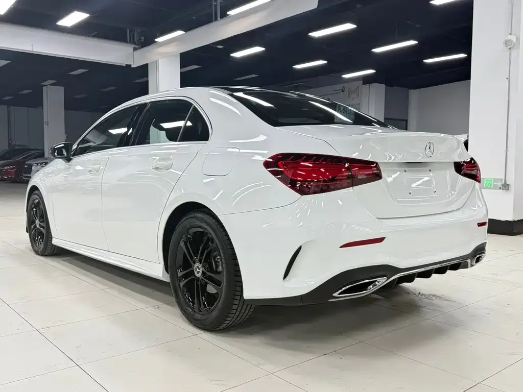 Mercedes-Benz A-Class — фото 8