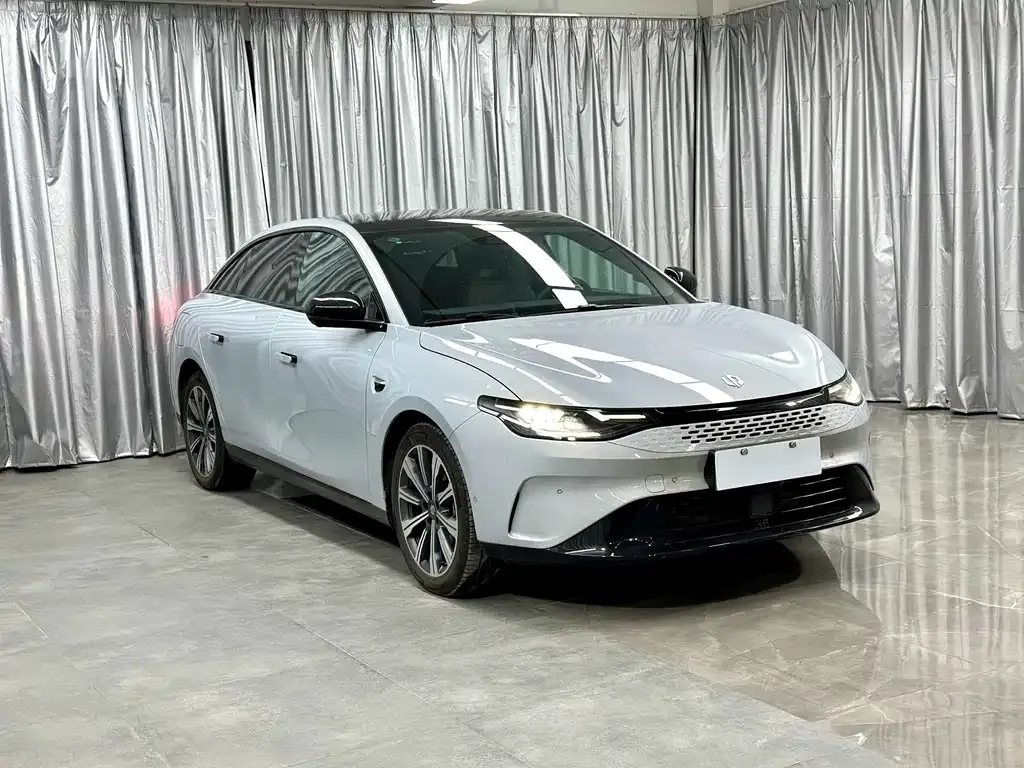 Leapmotor C01