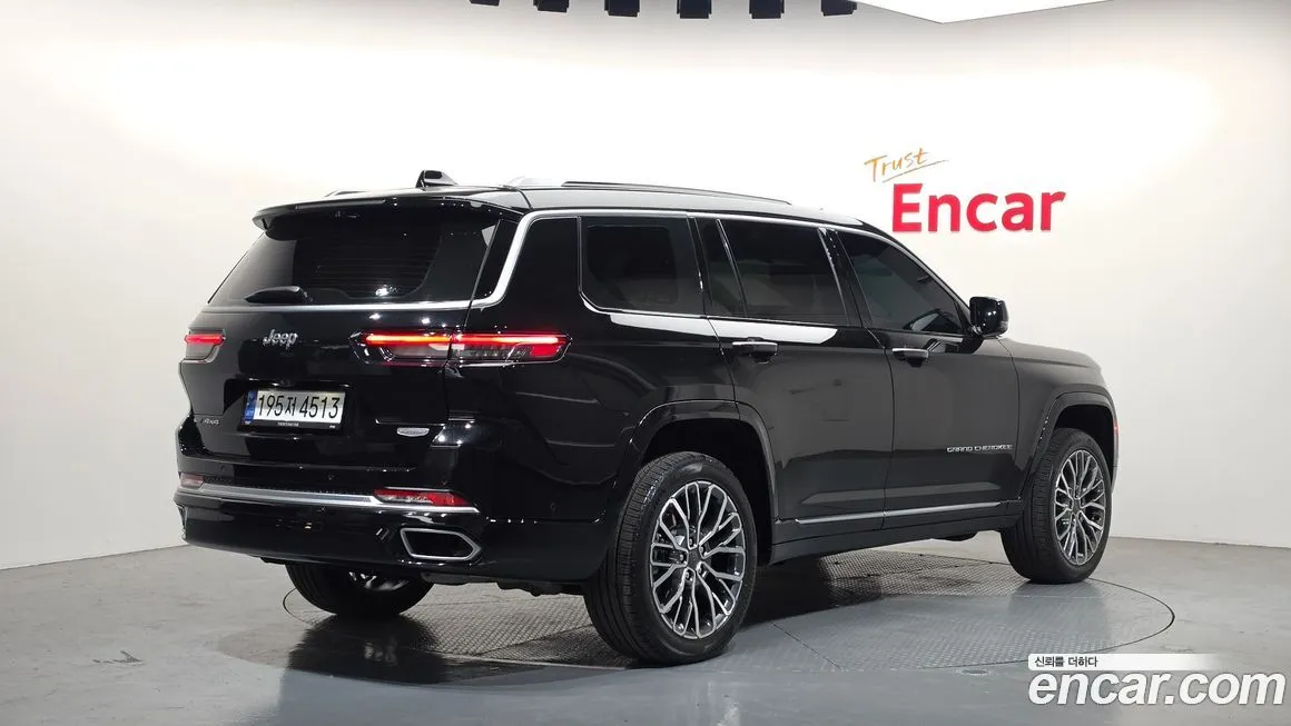 Jeep Cherokee — фото 8