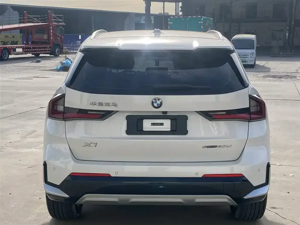 BMW X1 — фото 2