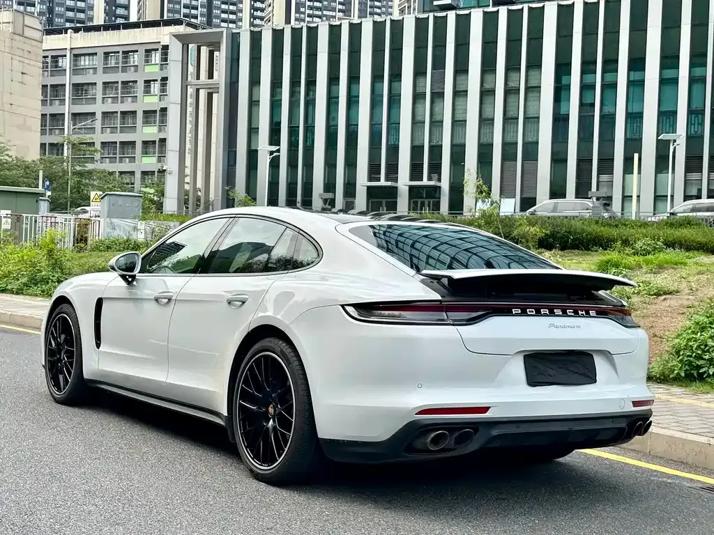 Porsche Panamera — фото 4