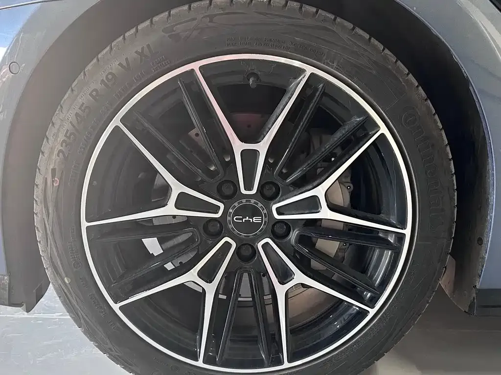 BYD Seal — фото 4