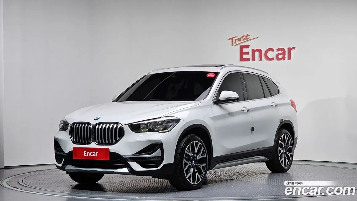 BMW X1 — фото 1