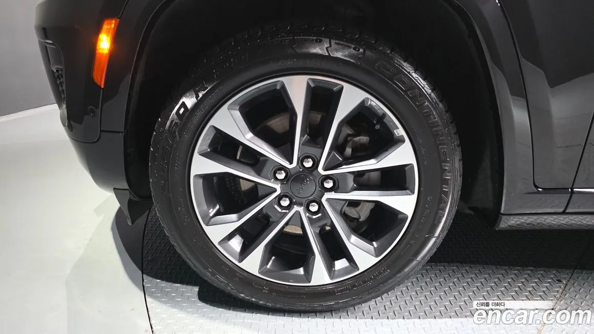 Jeep Cherokee 2021 из KR, фото 10