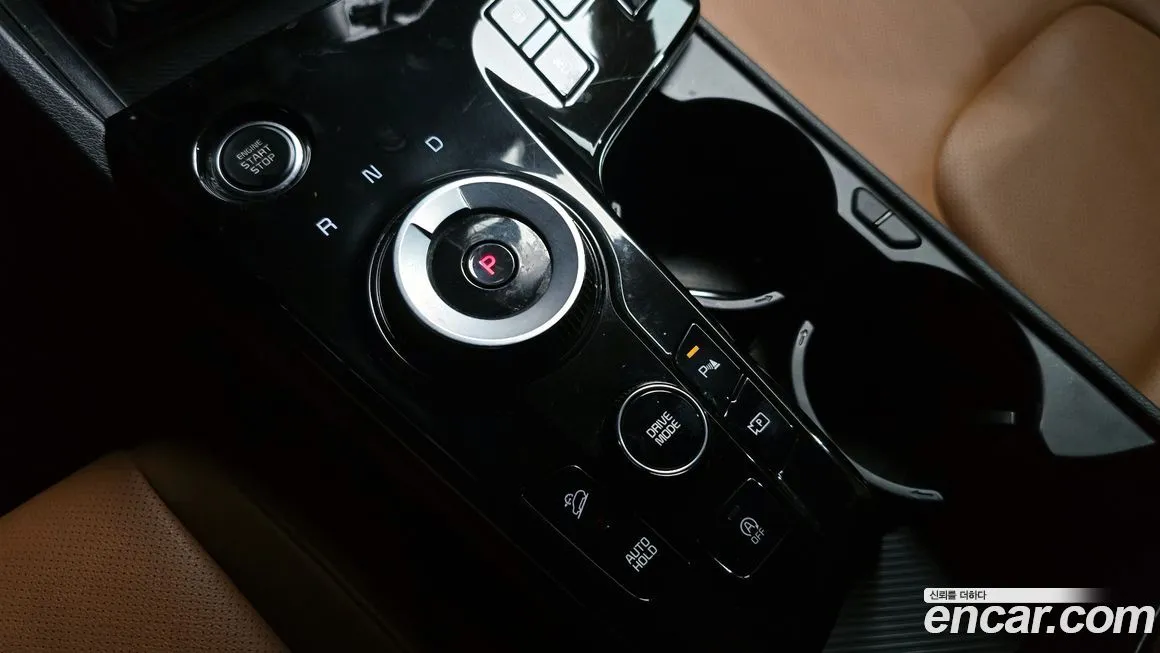 Kia Sportage — фото 10