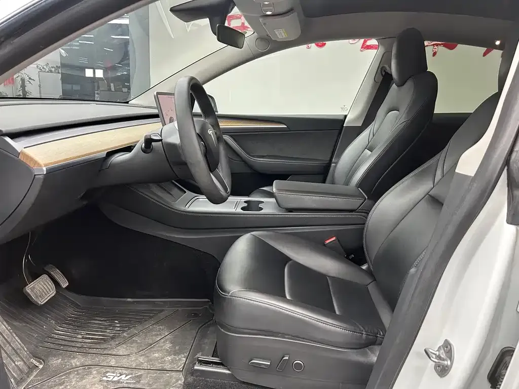 Tesla Model Y 2021 из CN, фото 10