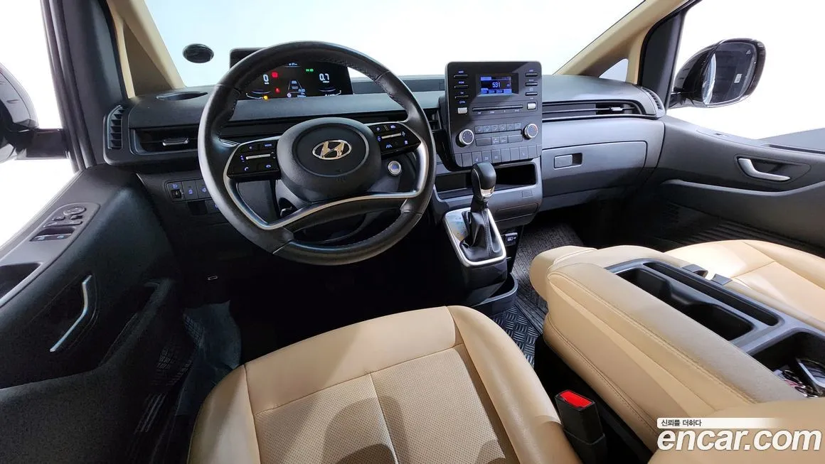 Hyundai Staria — фото 6