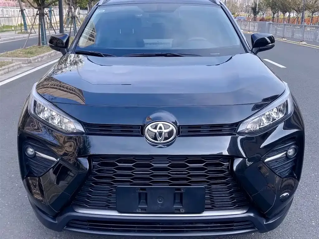 Toyota Wildlander — фото 9