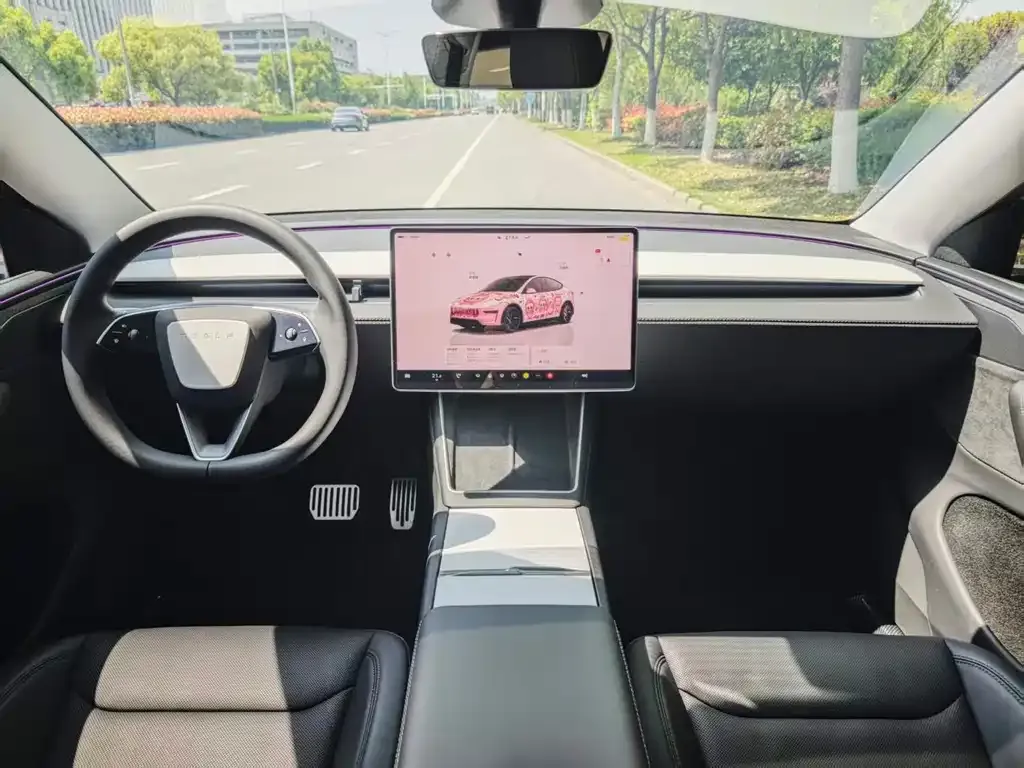 Tesla Model Y — фото 3
