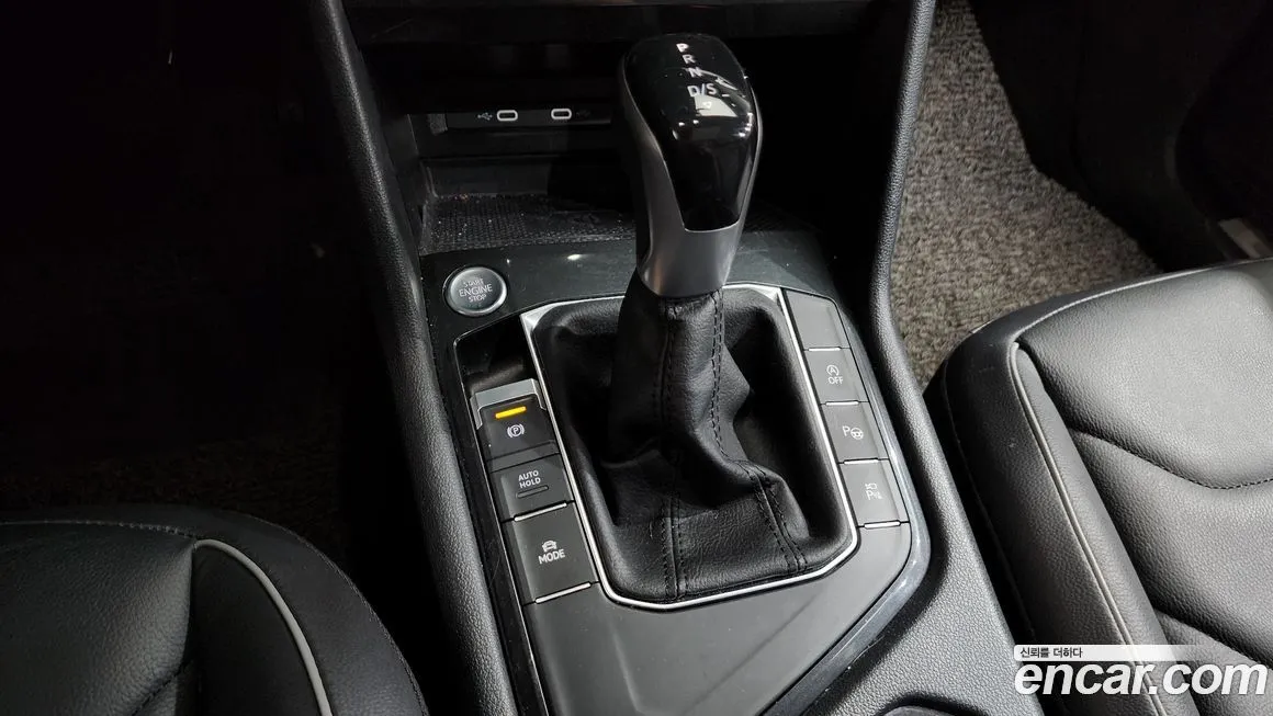 Volkswagen Tiguan — фото 10