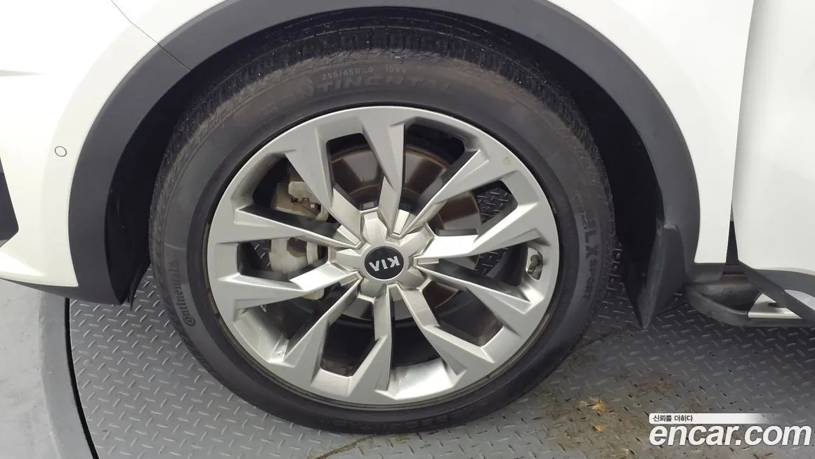 Kia Sorento — фото 8