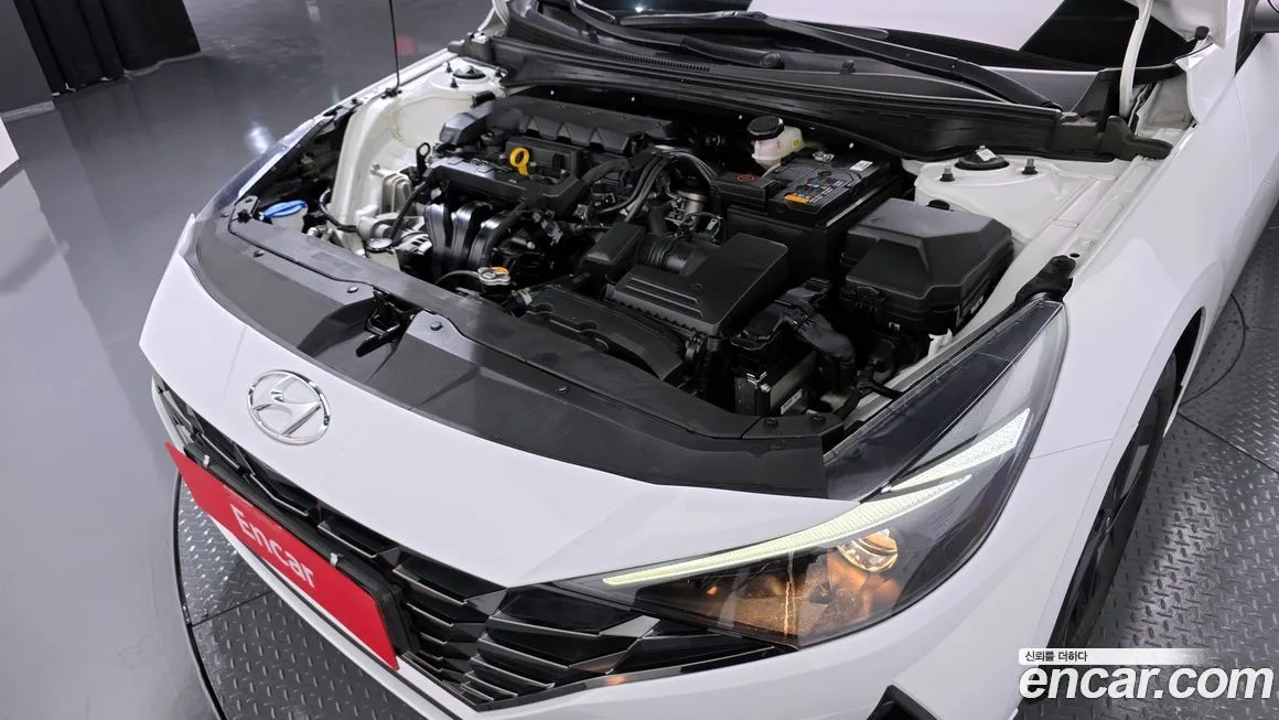 Hyundai AVANTE — фото 9