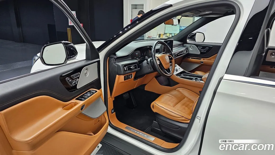 Lincoln Aviator 2023 из KR, фото 8