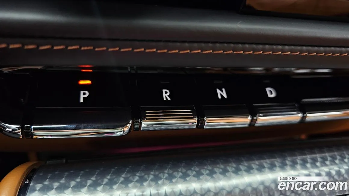 Lincoln Aviator 2023 из KR, фото 3