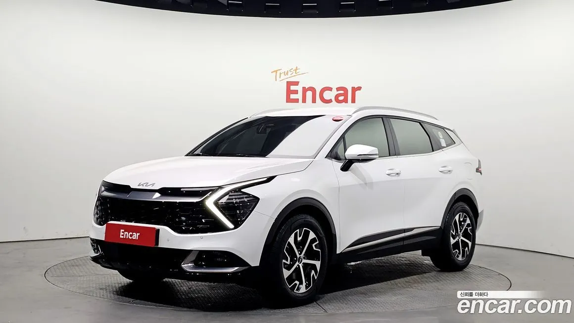Kia Sportage — фото 1