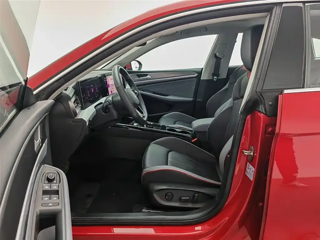 Volkswagen Lamando 2024 из CN, фото 10