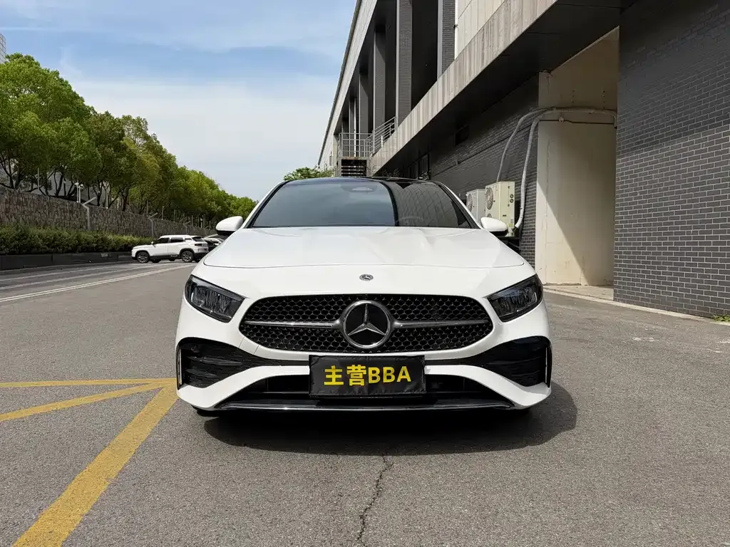 Mercedes-Benz A-Class — фото 9