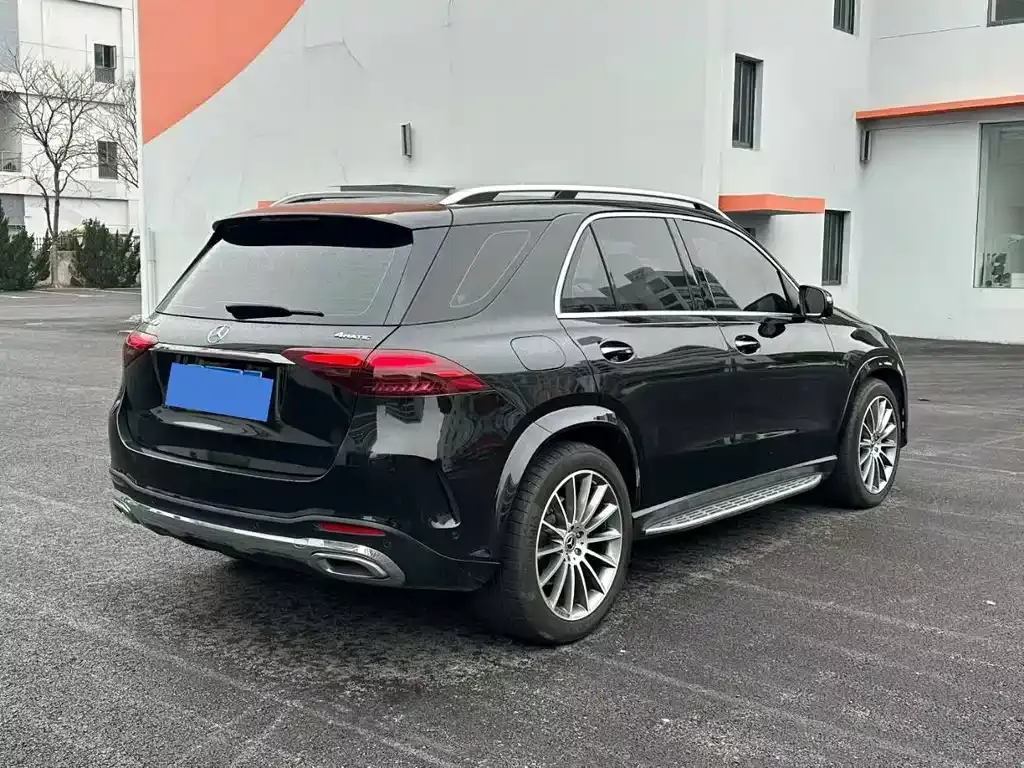 Mercedes-Benz GLE — фото 8