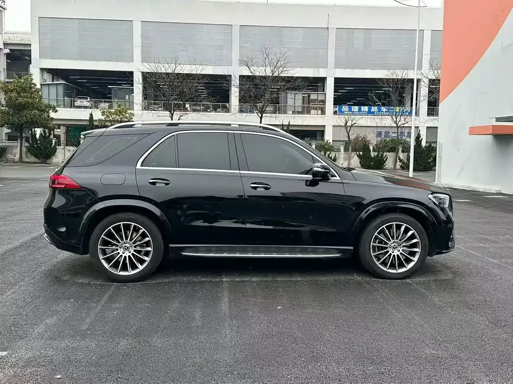 Mercedes-Benz GLE — фото 9