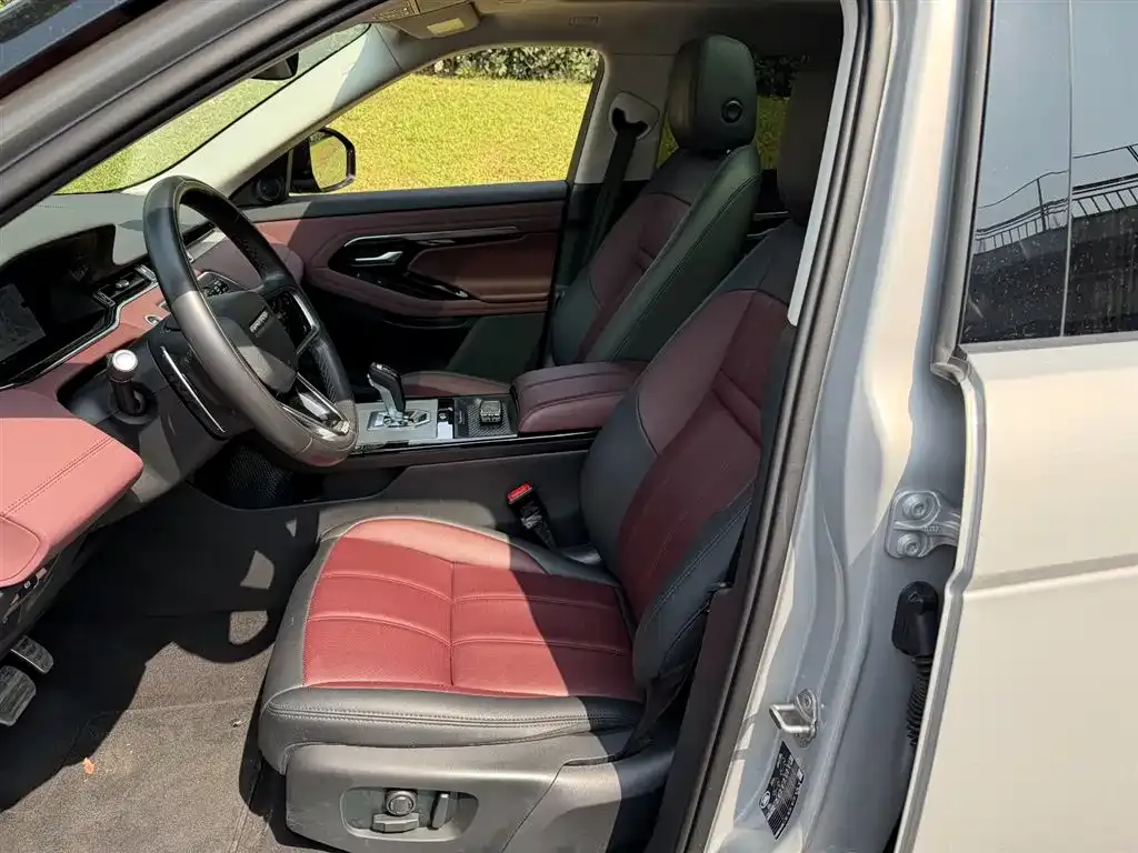 Land Rover Evoque PHEV 2023 из CN, фото 4