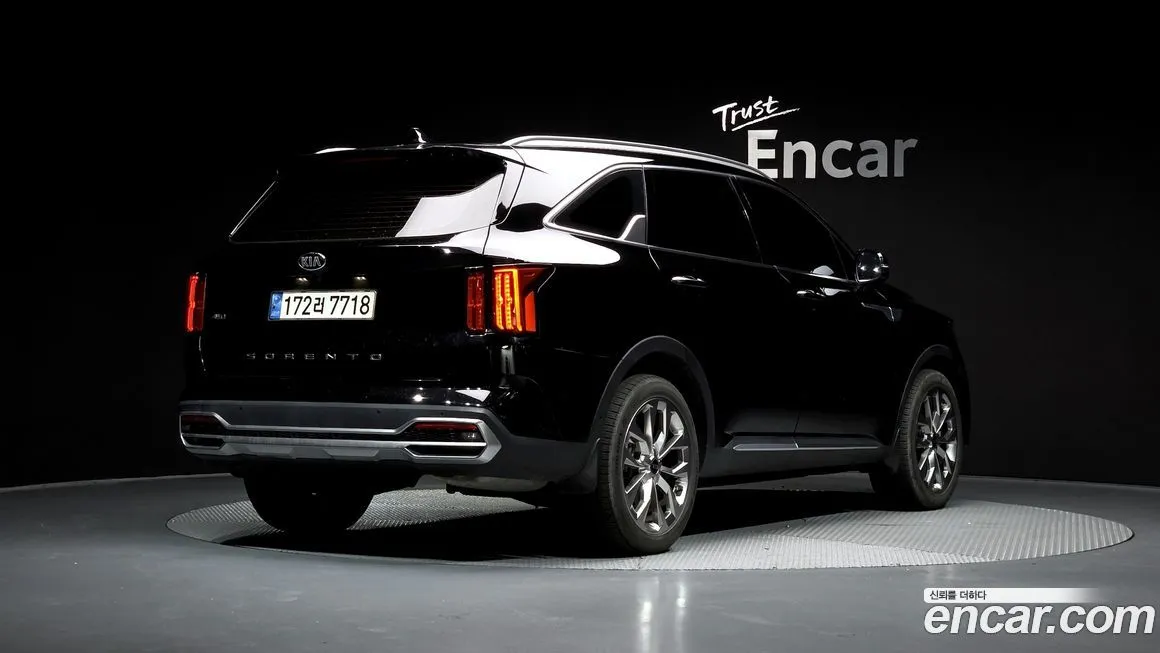 Kia Sorento — фото 5