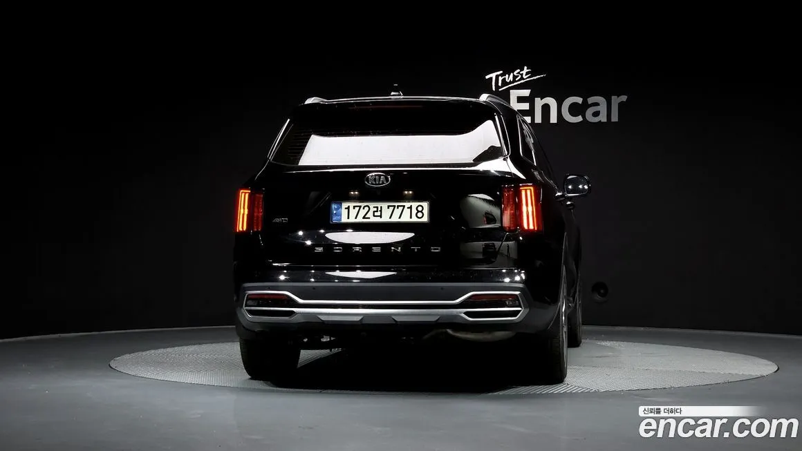 Kia Sorento — фото 4