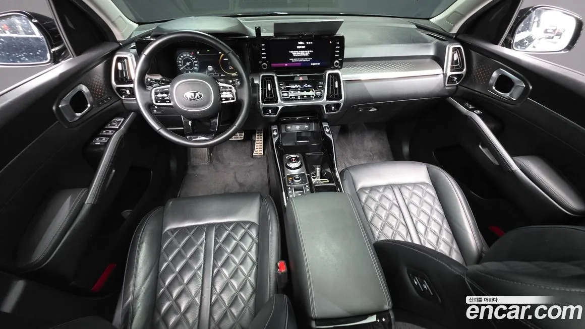 Kia Sorento — фото 9