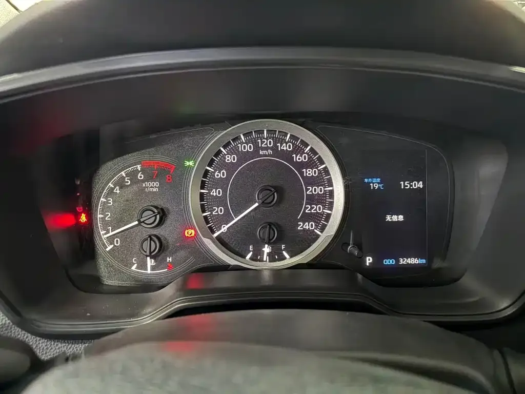 Toyota Corolla 2022 из CN, фото 2
