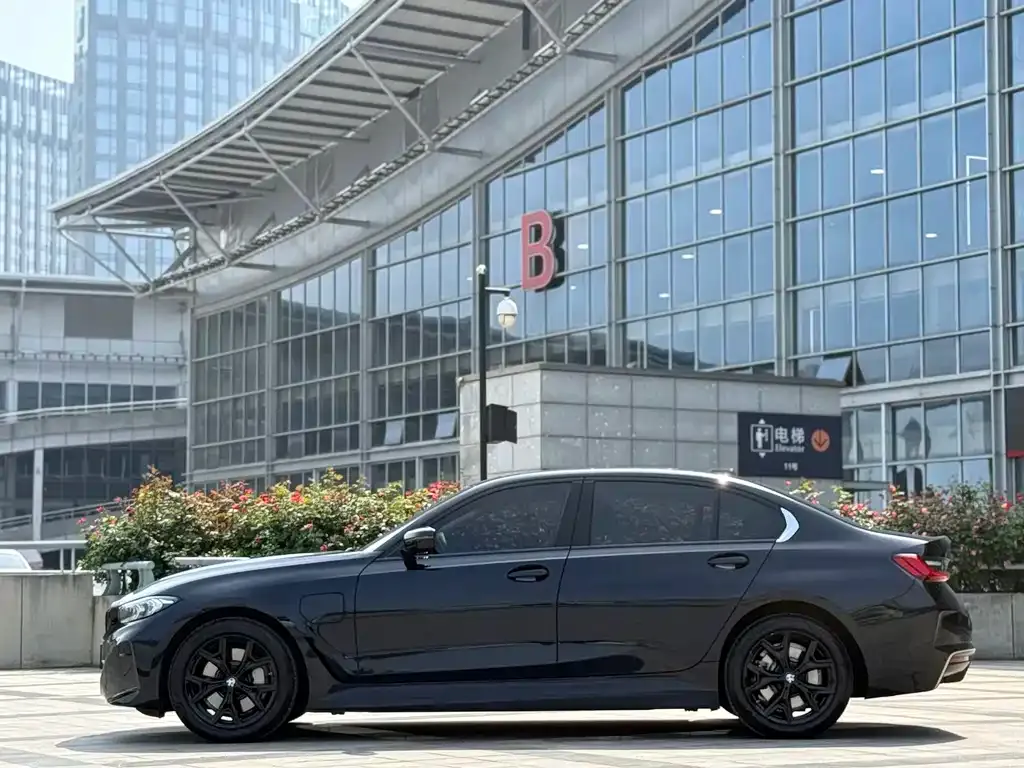 BMW i3 2025 из CN, фото 9