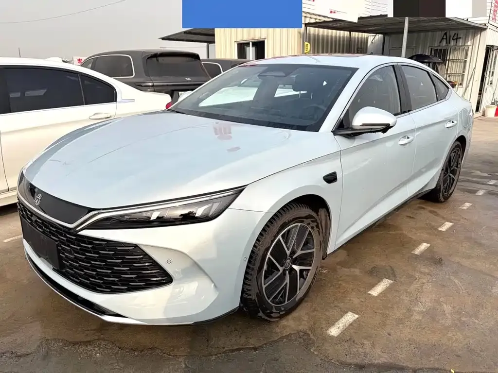 BYD Qin L — фото 1