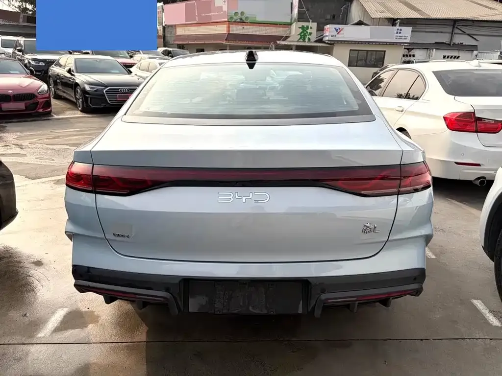 BYD Qin L — фото 2
