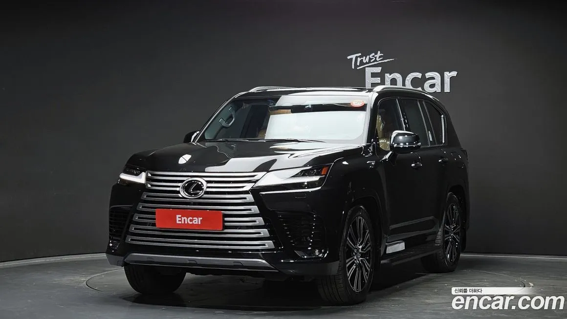 Lexus LX