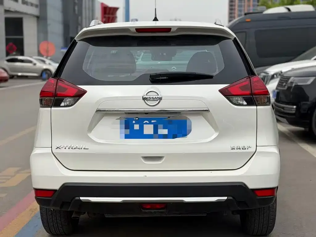 Nissan X-Trail 2021 из CN, фото 2