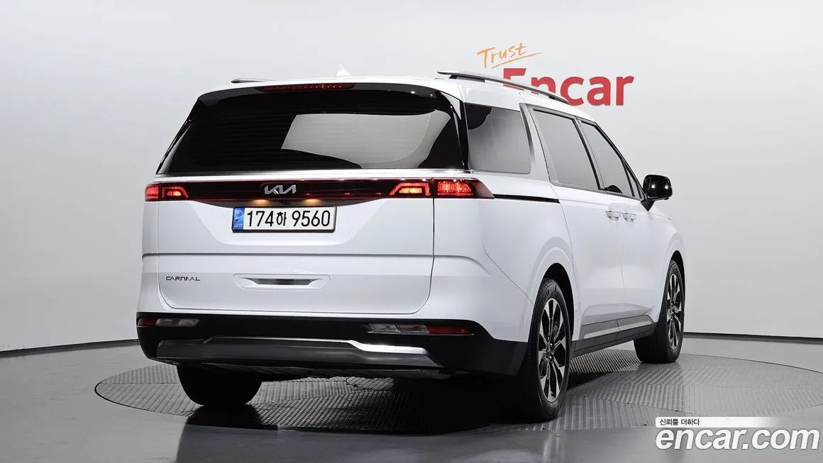 Kia Carnival 2023 из KR, фото 4