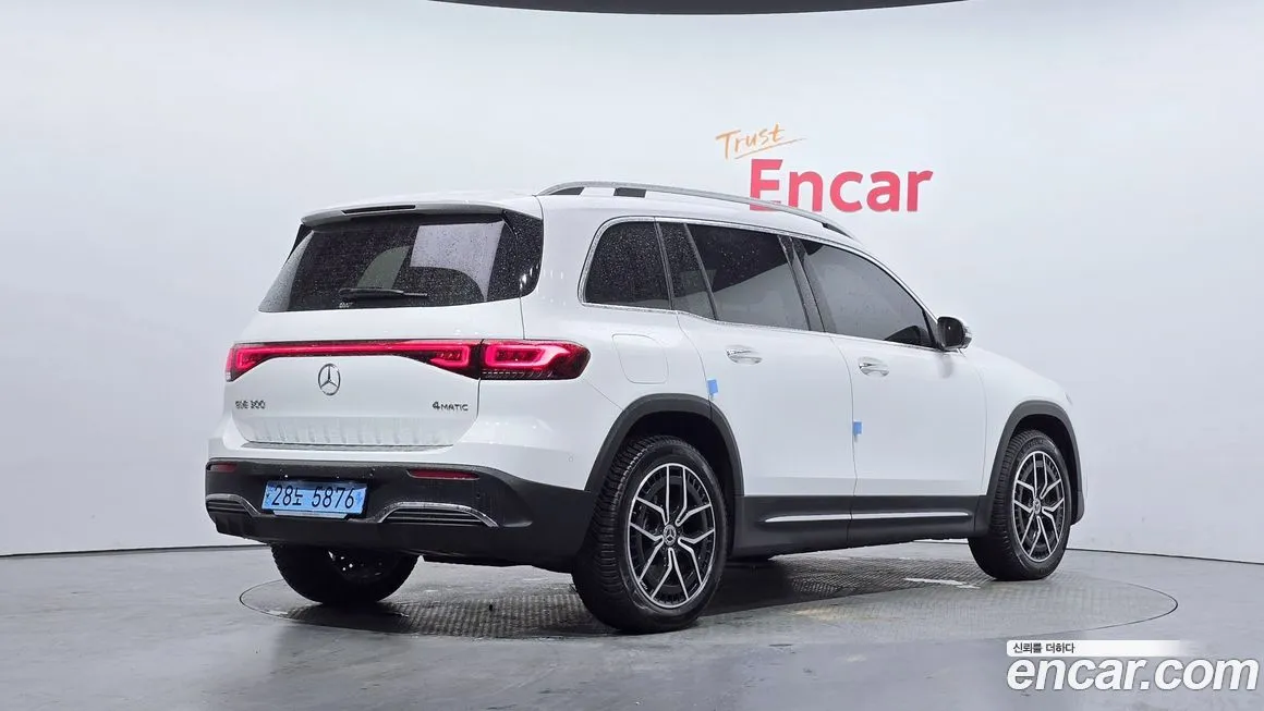 Mercedes-Benz EQB 2023 из KR, фото 6