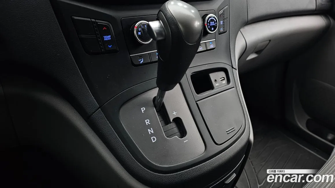 Hyundai Starex 2021 из KR, фото 3