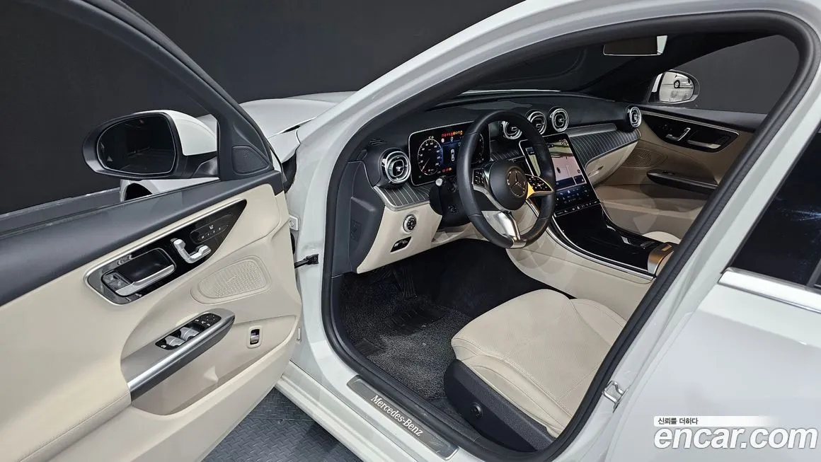 Mercedes-Benz C-Class 2023 из KR, фото 7