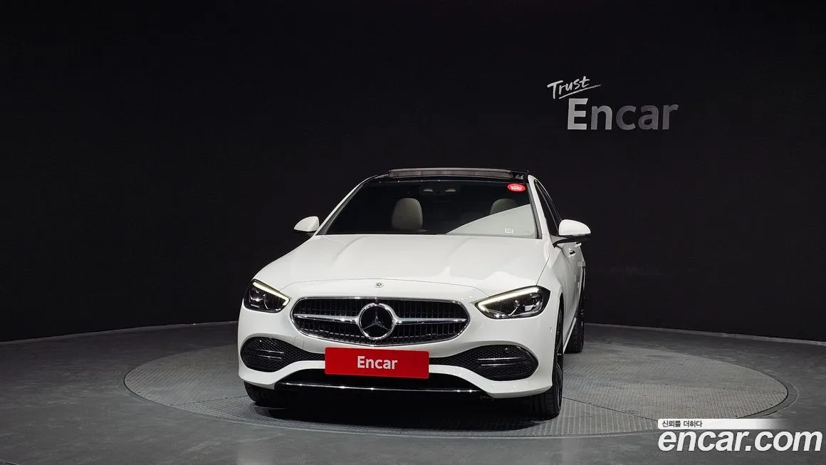 Mercedes-Benz C-Class 2023 из KR, фото 2