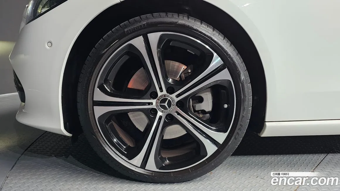 Mercedes-Benz C-Class 2023 из KR, фото 4