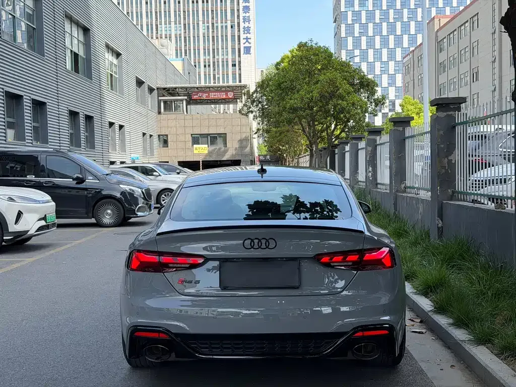 Audi RS 5 2021 из CN, фото 10