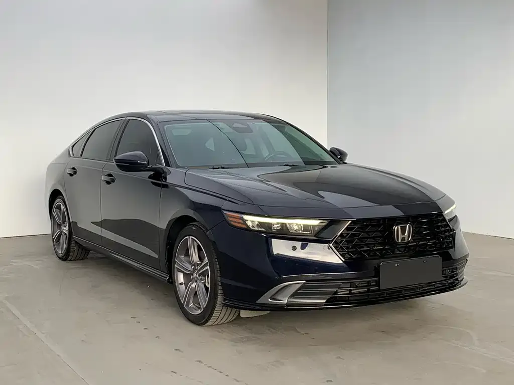 Honda Accord — фото 3