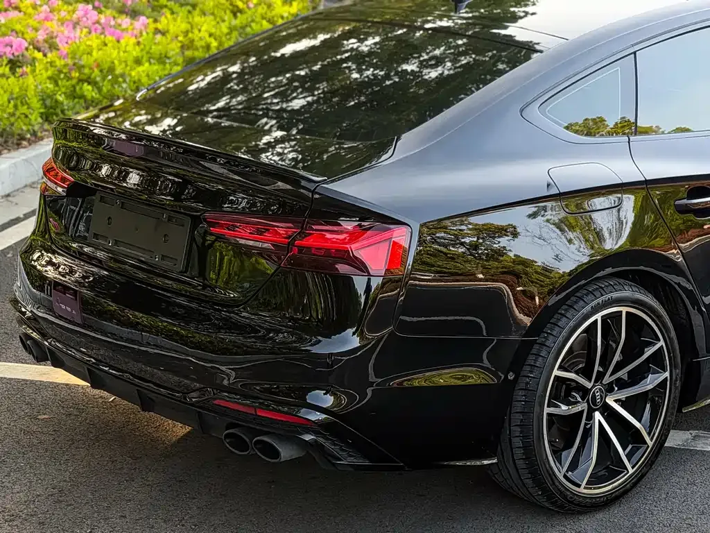 Audi A5 (Import) — фото 2