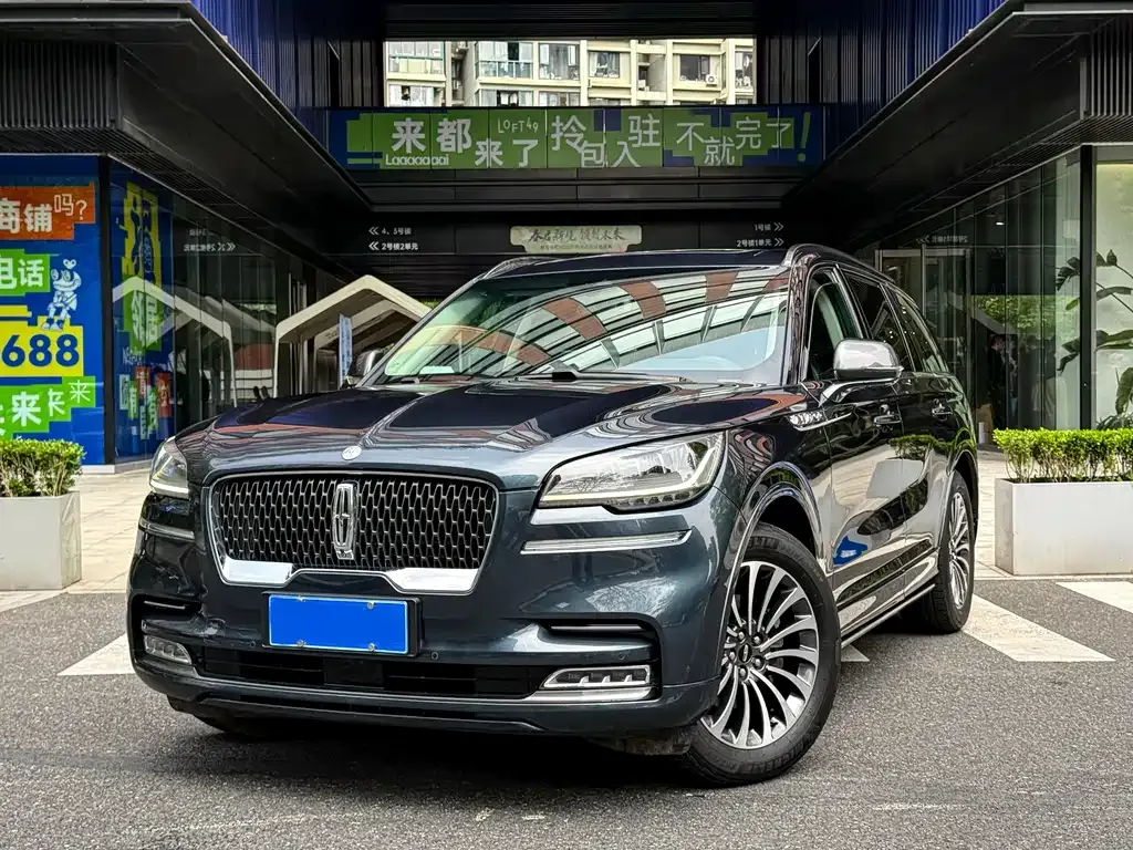 Lincoln Aviator — фото 1