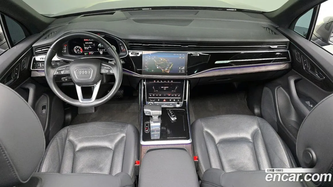 Audi Q7 2021 из KR, фото 9