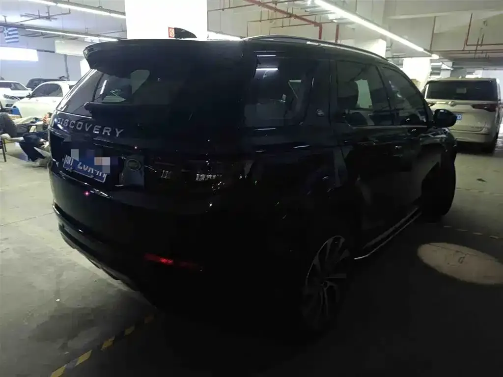 Land Rover Discovery Sport — фото 2