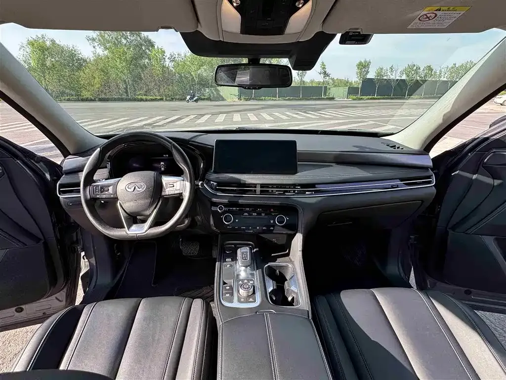 Infiniti QX60 2023 из CN, фото 6