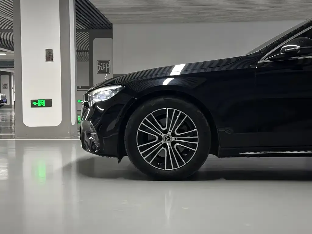 Mercedes-Benz E-Class 2024 из CN, фото 2
