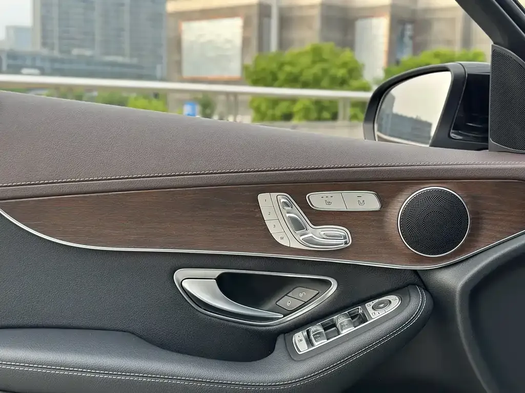 Mercedes-Benz GLC 2023 из CN, фото 3