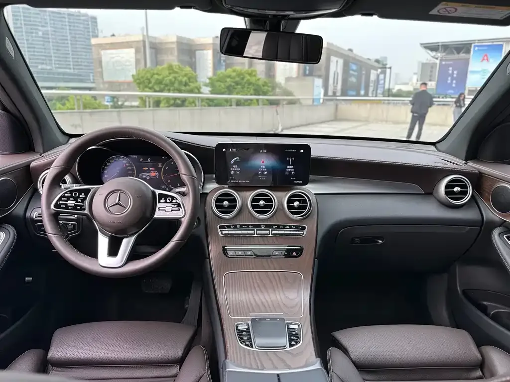Mercedes-Benz GLC 2023 из CN, фото 4