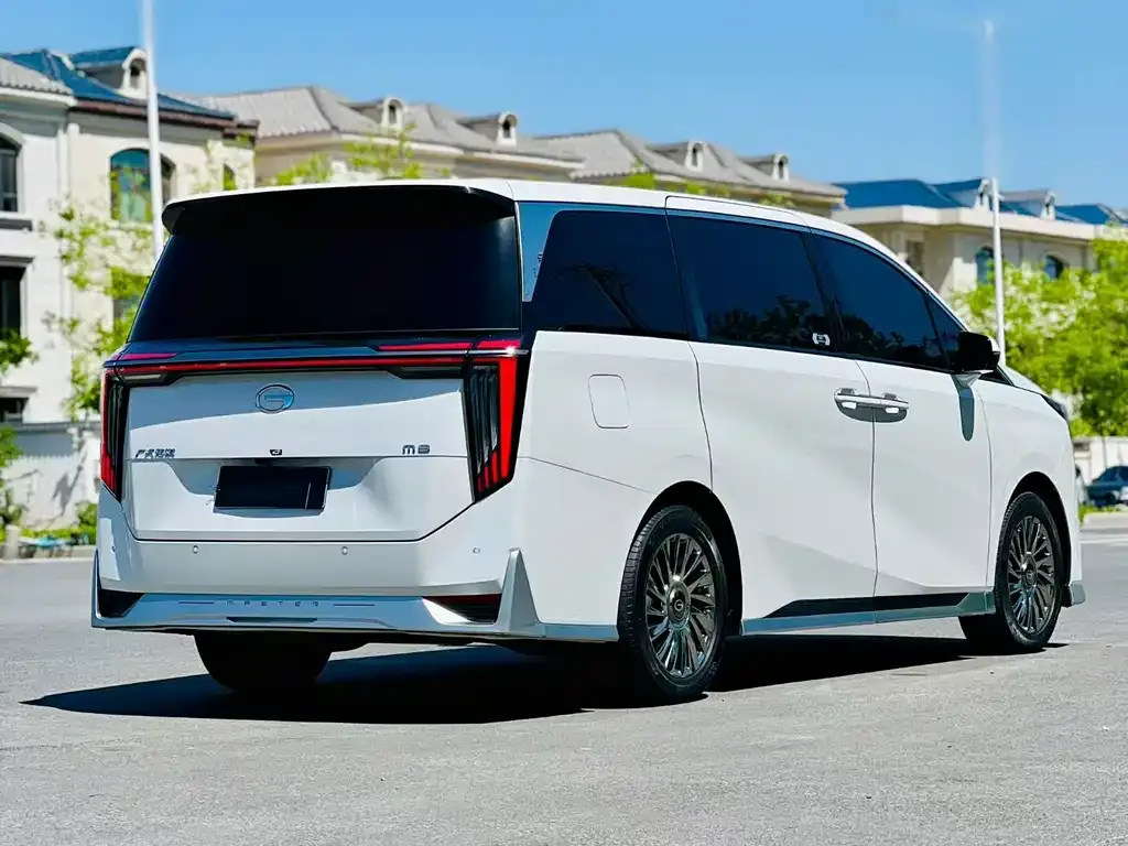 GAC Motor Trumpchi M8 — фото 4